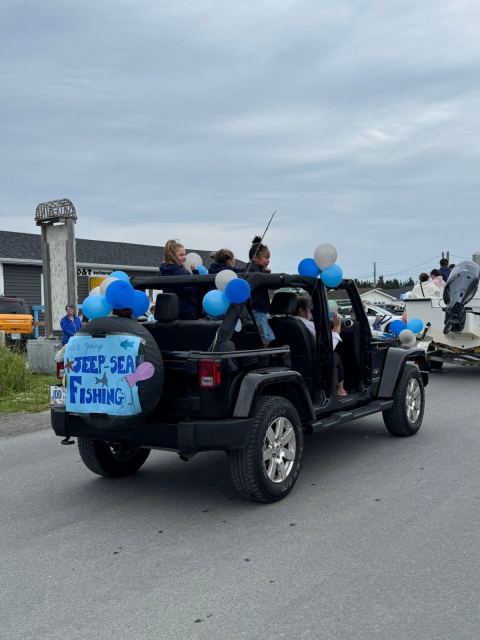 Fish Fun and Folk Festival: Festival Parade