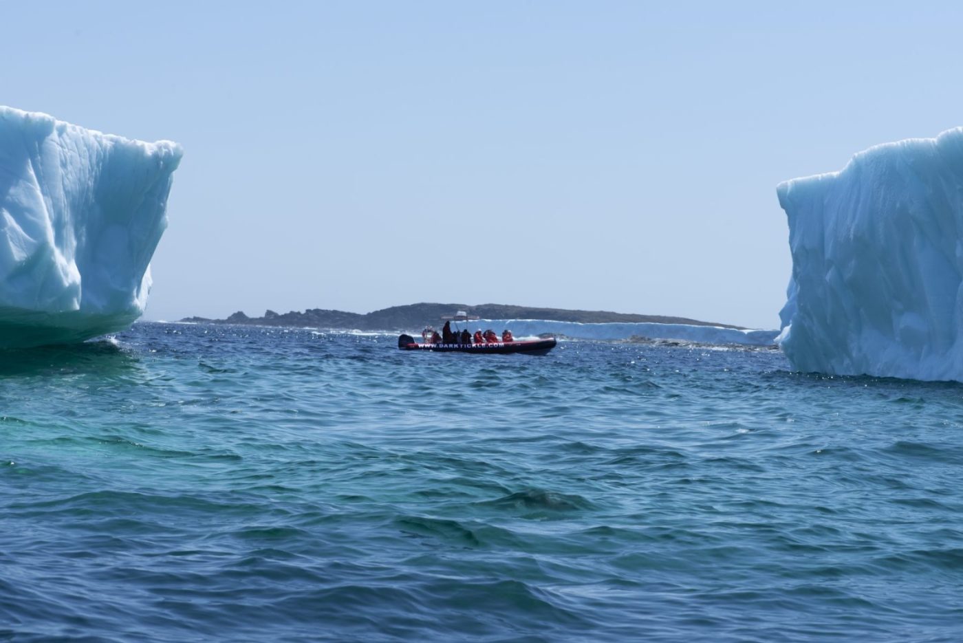 Dark Tickle boat tour