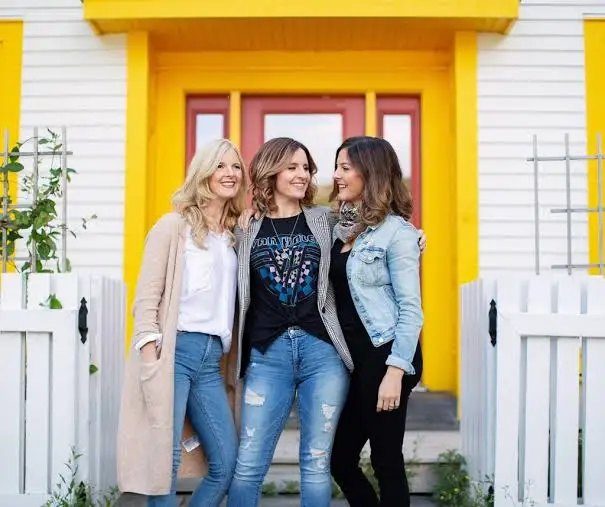 Fish Fun and Folk Festival: The Ennis Sisters at the George Hawkins Arena